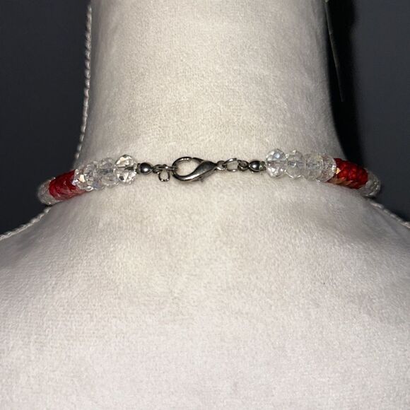 Faceted Beaded Necklace!  - Picture 3 of 8